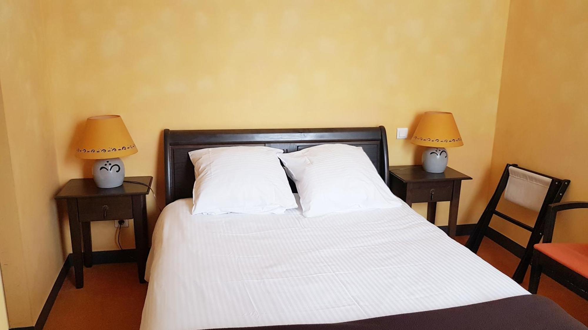 Hotel De La Presqu'Ile Крозон Экстерьер фото